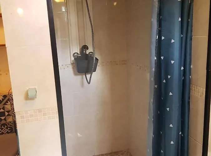 La Maisonnette 301 *